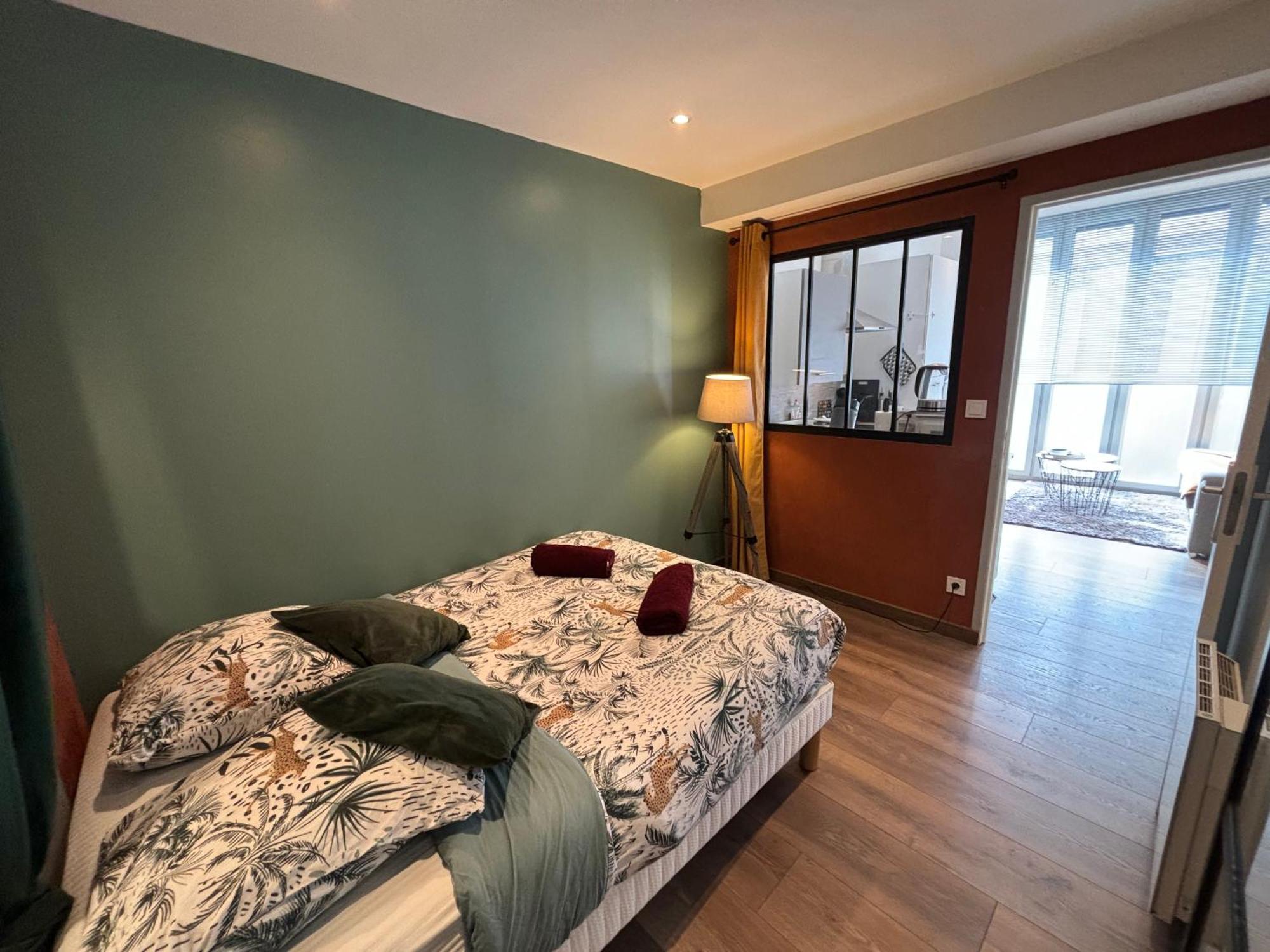 Luminux - 1P A 2P - Henriville Amiens Esterno foto